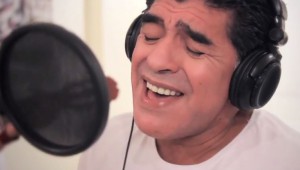 La penúltima cantada de Maradona