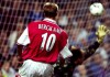 Sabes qué peculiaridad introdujo Denis Bergkamp en su contrato con el Arsenal - FÚTBOLSELECCIÓN